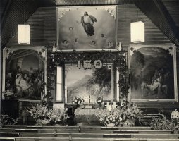 [ Interior of the church at the anniversary ]